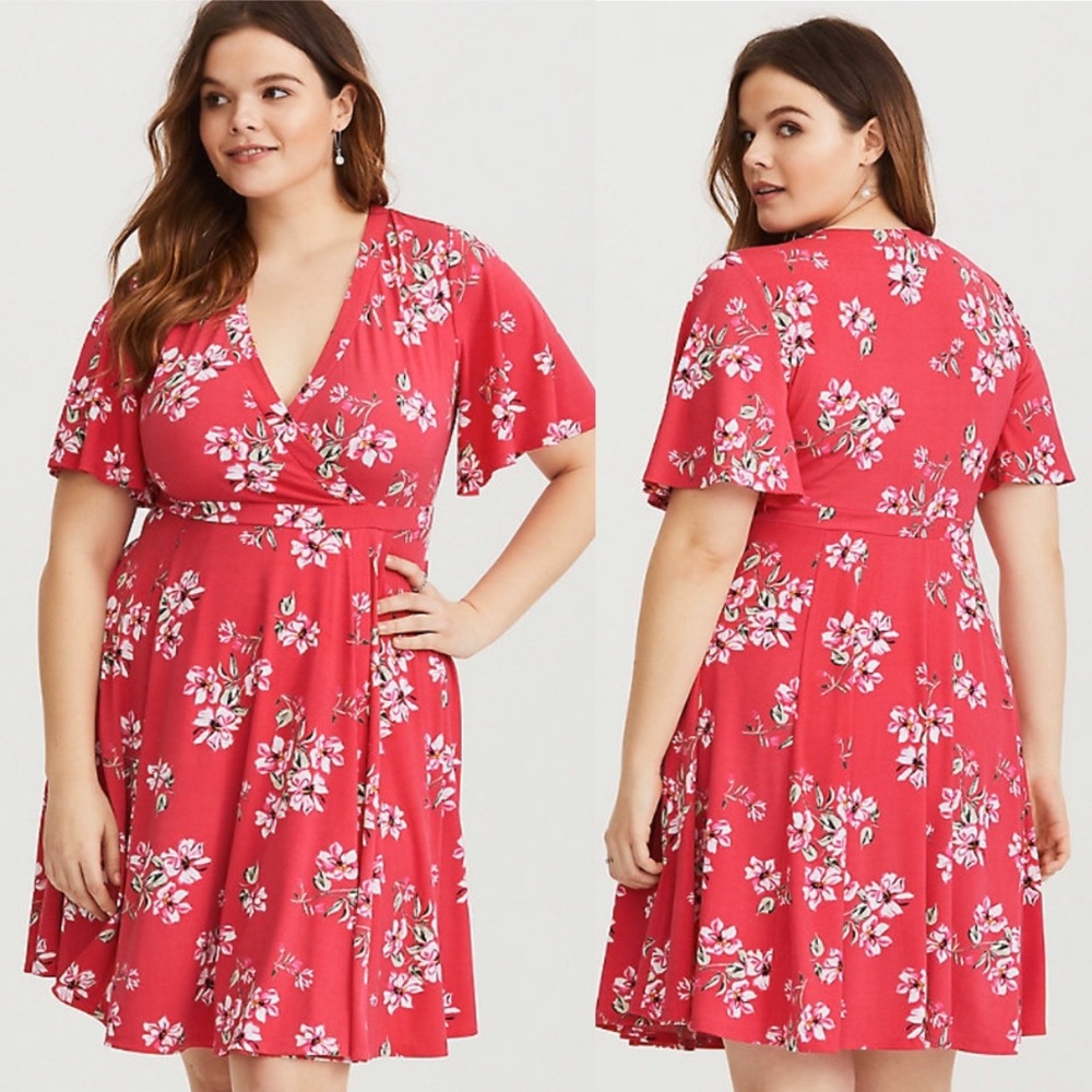 🚫SOLD🚫TORRID•floral faux wrap dress